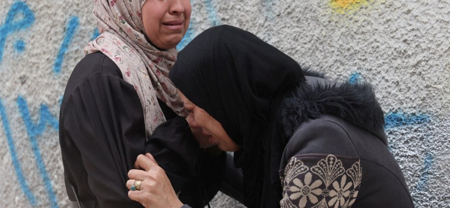 oxfam-refuses-to-provide-israel-with-details-of-palestinian-staff-in-gaza