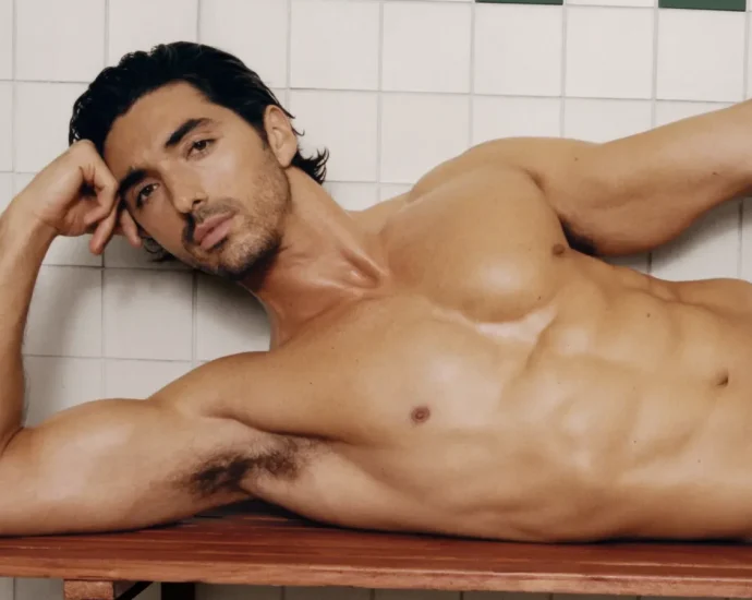 taylor-zakhar-perez-knows-you’re-looking,-and-he’s-fine-with-that