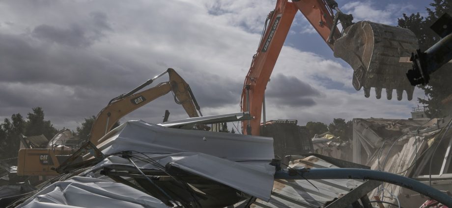 uk,-france,-canada-among-11-countries-condemning-israel’s-unrwa-demolitions