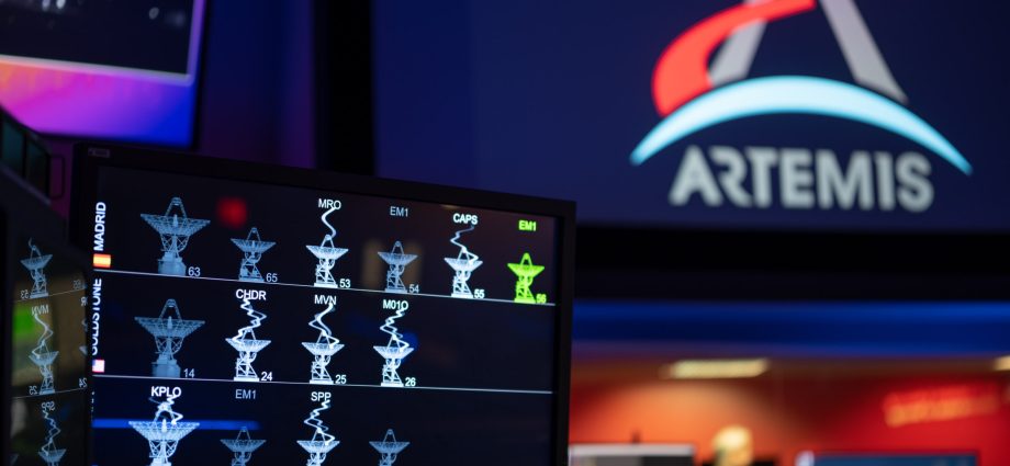 networks-keeping-nasa’s-artemis-ii-mission-connected