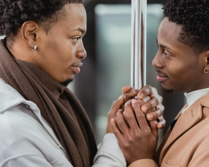 5-dating-lessons-straight-people-could-borrow-from-queer-culture