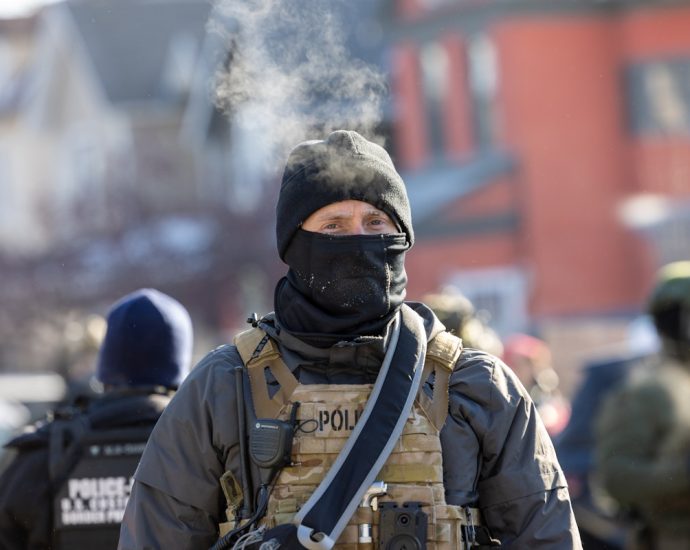 ice-to-invade-ohio-right-after-the-traitor-strips-immigrants-of-legal-status