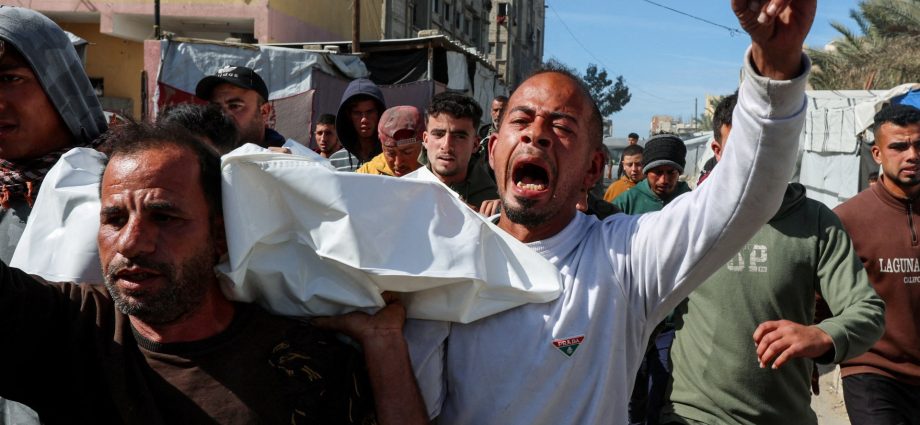 israel-hands-over-15-bodies-of-palestinians-in-last-stage-of-captive-swap