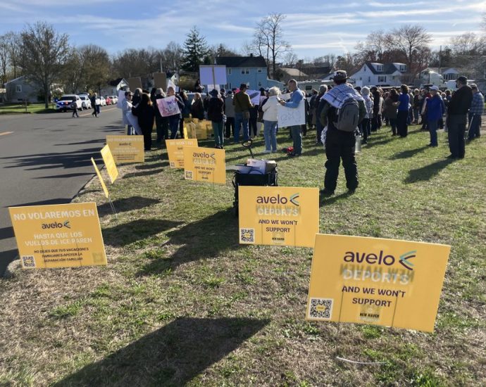 ‘power-in-our-dollar’:-behind-the-grassroots-organizing-that-beat-avelo-airlines