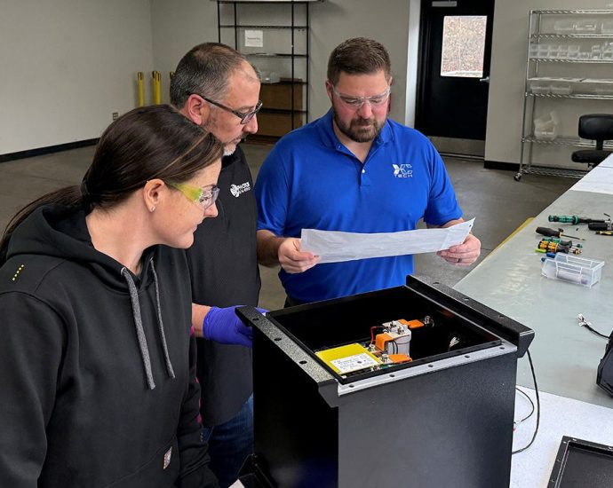 xc-technology-and-photon-automation-collaborate-on-battery-system-manufacturing