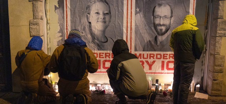 doj-in-uproar-over-official-response-to-alex-pretti