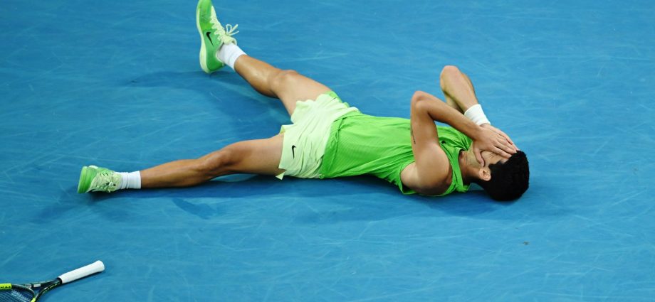 alcaraz-beats-zverev-to-break-slam-record-in-reaching-australian-open-final