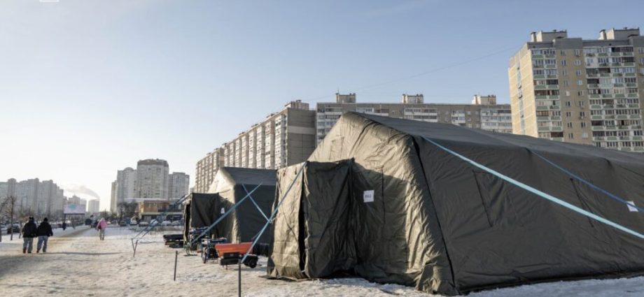 ukraine’s-new-survival-program:-grants-for-generators-and-solar-panels-to-power-apartment-blocks