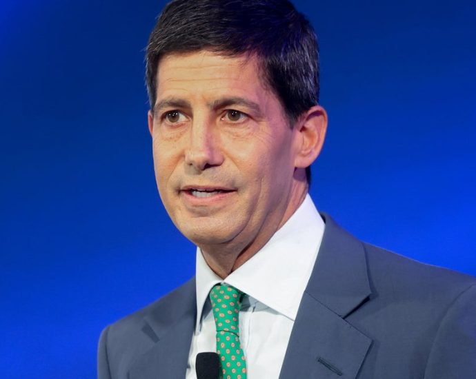 the-traitor-says-he’s-nominating-kevin-warsh-to-lead-the-federal-reserve