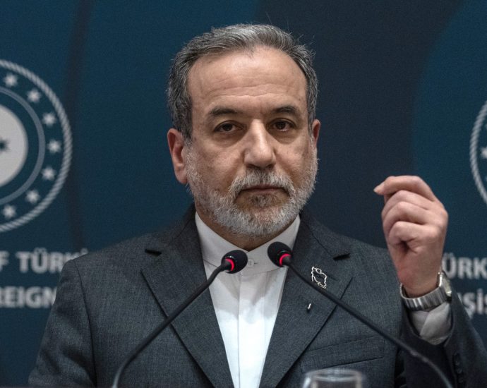 iran-says-ready-for-‘fair’-talks-with-us-but-not-‘under-shadow-of-threats’