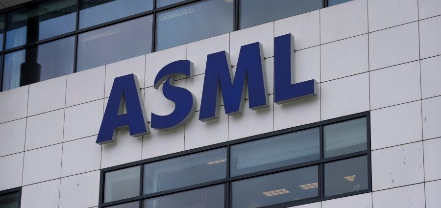 asml-made-record-$11.5-billion-profit-in-2025-thanks-to-ai-driven-demand,-plans-to-cut-1,700-jobs