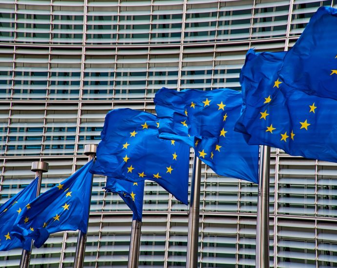 eu plans-to-weaken-pesticide-rules ‘unlawful’,-experts say