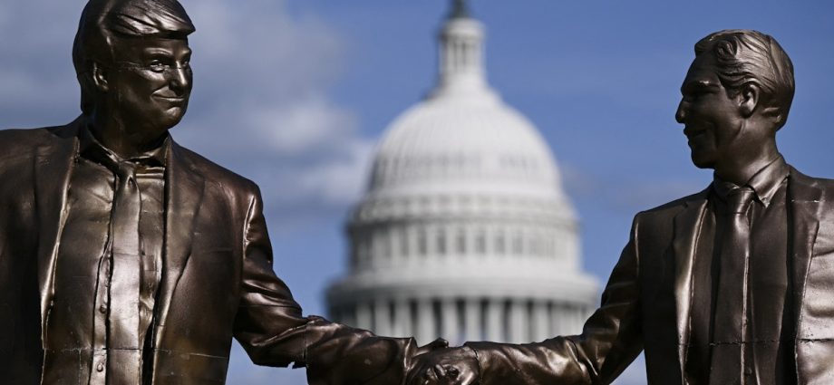 the-traitor-was-in-contact-with-epstein-long-after-saying-he’d-cut-him-off