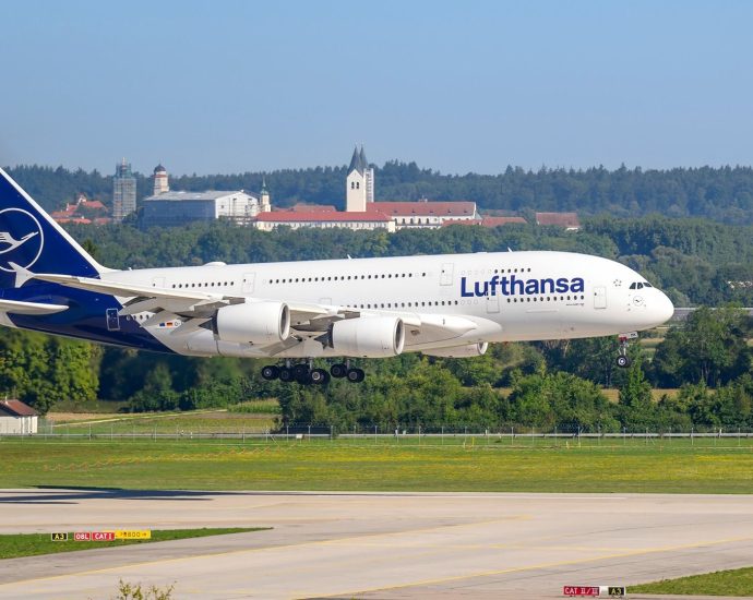 aisle-access-for-all:-lufthansa’s-new-a380-business-class-cabin-set-for-april-debut