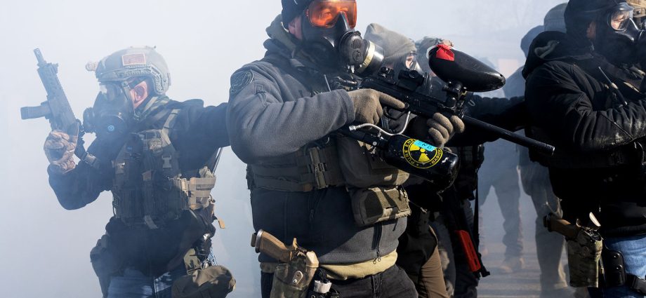 judge-allows-ice’s-operation-metro-surge-to-continue-in-minnesota