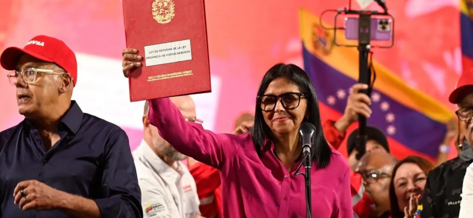 how-much-control-will-the-us-have-over-venezuela’s-oil?