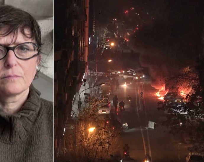 “prevent-the-bloodshed”:-filmmaker-sepideh-farsi-on-iran-protests-&-us.-threats-of-military-strikes