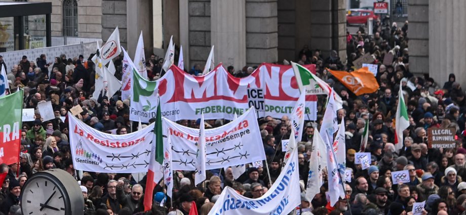 ‘no-ice-in-italy’:-hundreds-protest-winter-olympic-deployment