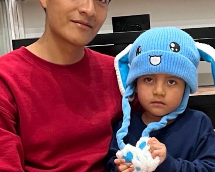 father,-5-year-old-son-released-from-immigration-center