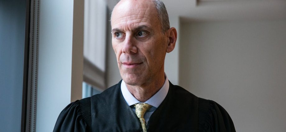 justice-department’s-misconduct-complaint-against-judge-boasberg-gets-tossed