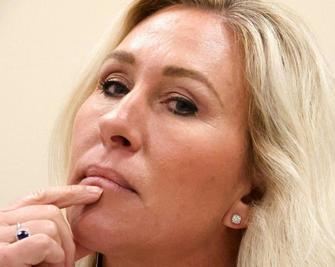 marjorie-taylor-greene-backs-charges-against-don-lemon:-‘i-completely-support-his-arrest’