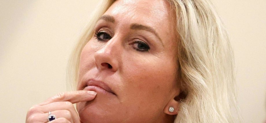 marjorie-taylor-greene-backs-charges-against-don-lemon:-‘i-completely-support-his-arrest’