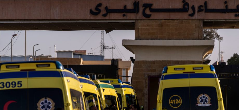 israel-says-gaza’s-rafah-crossing-ready-to-resume-operations-on-monday