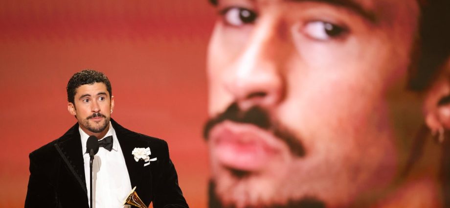 maga-thoroughly-flips-out-over-anti-the-traitor-moments-at-grammys