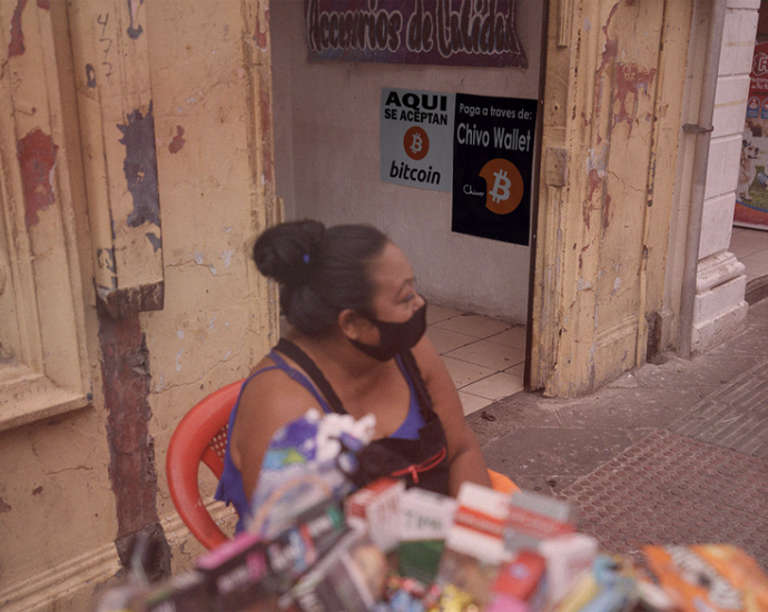 la-fantasia-bitcoin-en-el-salvador-mientras-los-trabajadores-pierden-sus-empleos