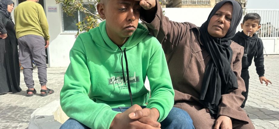 relief-for-patients-leaving-gaza-as-rafah-opens,-but-thousands-still-wait