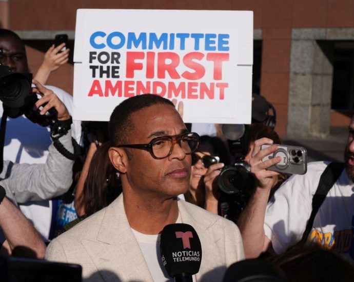 lemon-arrest-shows-being-near-protesters-can-make-you-an-enemy-of-the-state