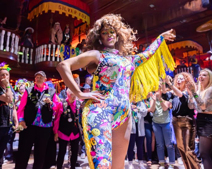 how-chesley-polk-became-pensacola’s-mardi-gras-muse,-and-why-the-fat-tuesday-drag-show-matters