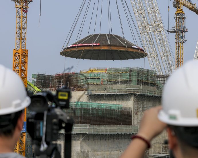 to-build-nuclear-faster,-energy-dept.-pitches-bypassing-environmental-laws