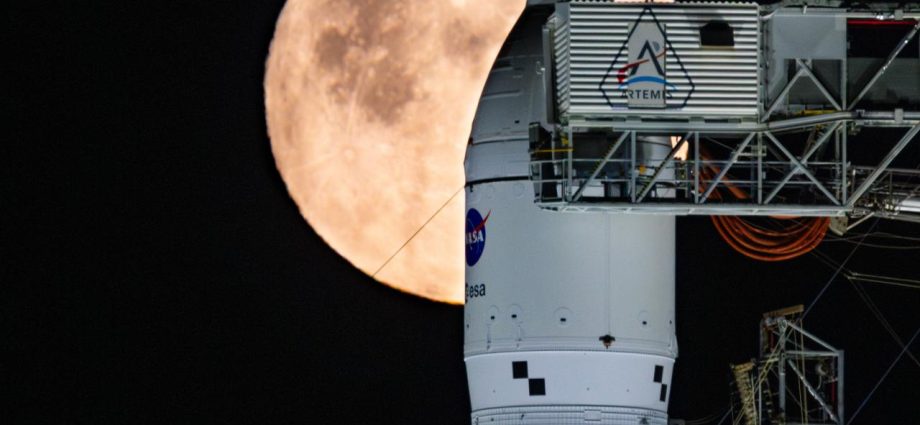 artemis-ii-wet-dress-rehearsal:-launch-abort-system-hatch-closed