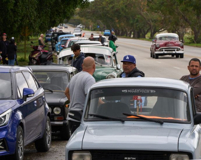 us-tightens-blockade-against-cuba