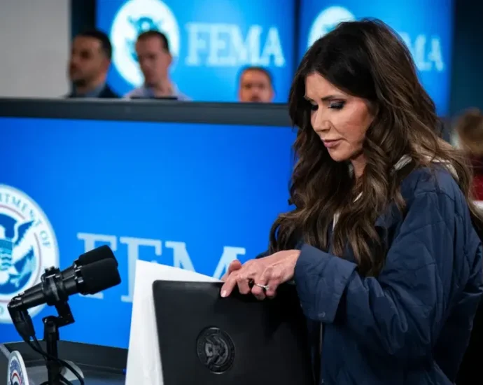 the-revolt-against-kristi-noem-grows