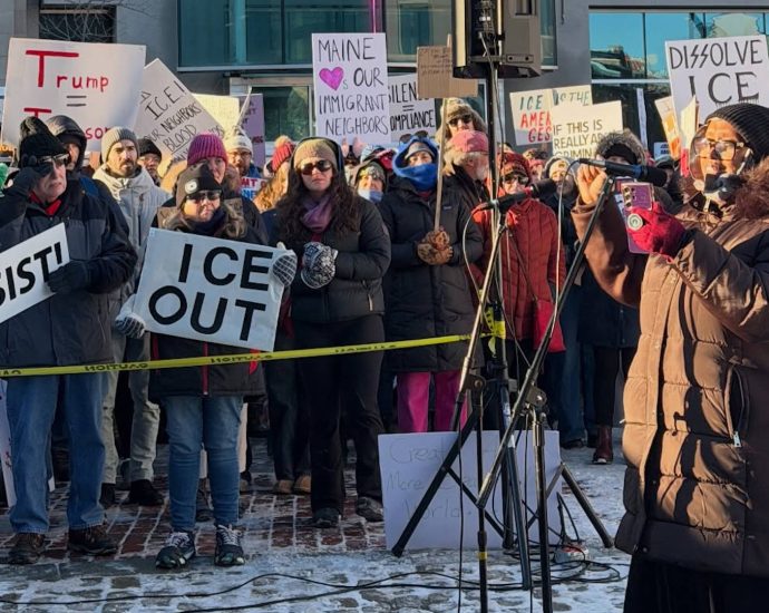 immigrant-rights-leader-in-maine-says-ice-raids-caused-panic-&-“wave-of-fear”