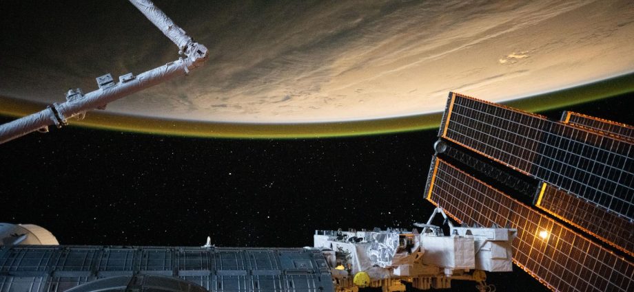 biomedical-research,-cubesat-deployments-top-crew-schedule