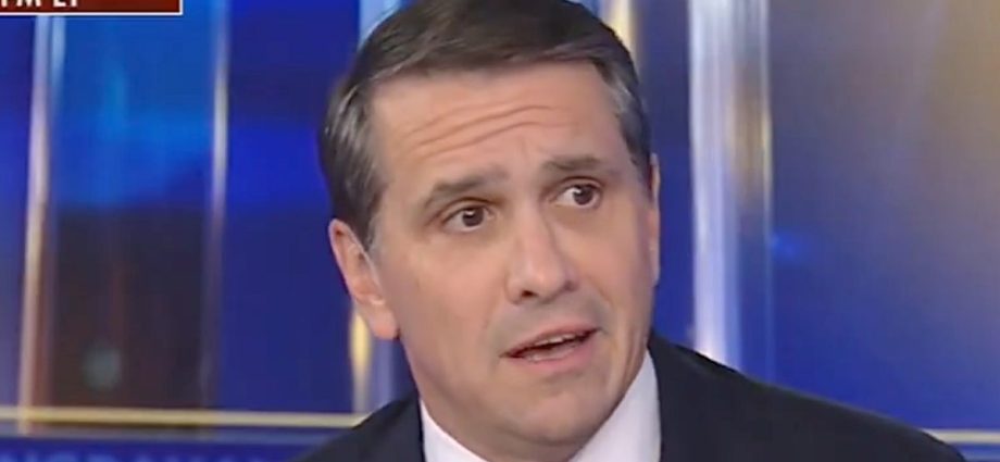 ‘isn’t-a-crime’:-the-traitor-official-gets-absolutely-roasted-over-epstein-party-defense