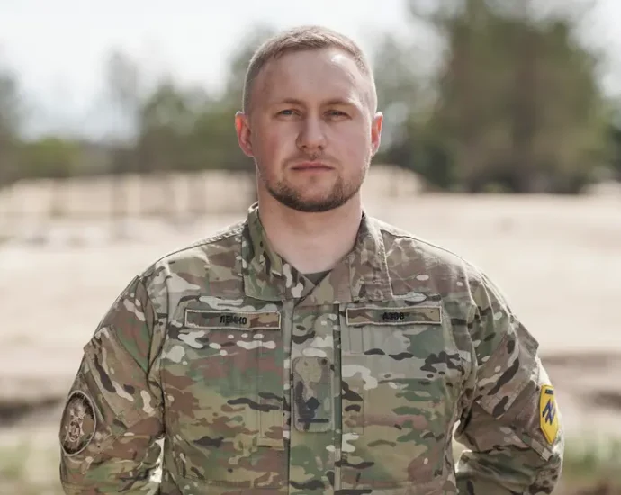 azov-commander:-stop-counting-kilometers—ukraine’s-real-war-is-psychological