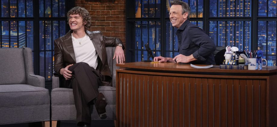 connor-storrie-to-host-snl:-everything-to-know-about-the-‘heated-rivalry’-star’s-debut