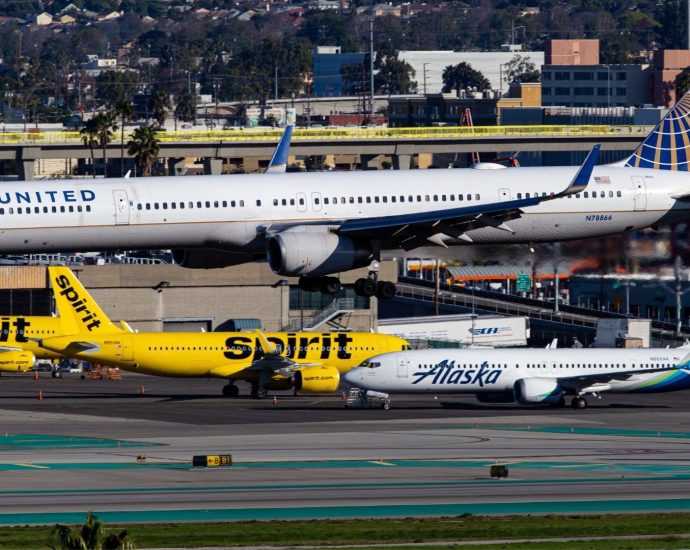 why-united-paid-30-million-for-gates-its-ceo-swore-he-did-not-want/