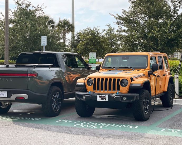 california’s-proposed-$200-million-ev-incentive-program-would-require-matching-funds-from-automakers