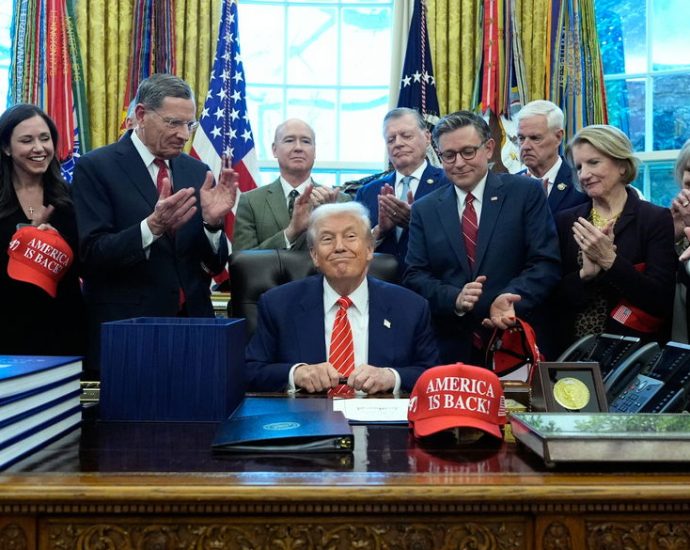 the-traitor-doubles-down-on-calling-for-the-feds-to-take-over-state-elections