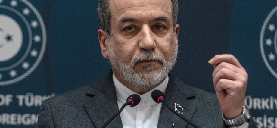 us-iran-nuclear-talks-set-for-oman-on-friday,-tehran-confirms