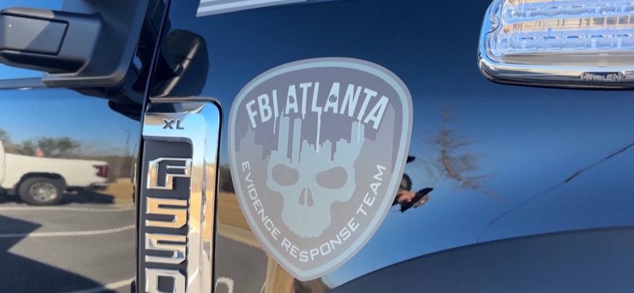 why-was-spy-chief-tulsi-gabbard-at-fbi-election-raid-in-georgia?-ex-doj-attorney-speaks-out