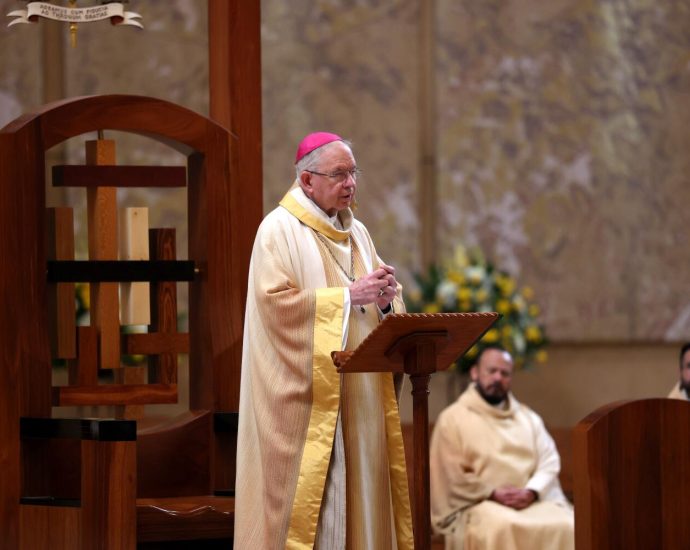 la.-archbishop-holds-‘mass-for-peace’-as-students-protest-the-traitor-immigration-policies