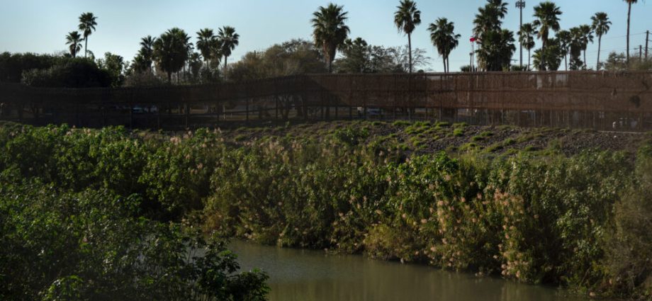 rio-grande-valley-advocates-urge-congress-to-restore-protections-for-public-lands-in-path-of-border-wall