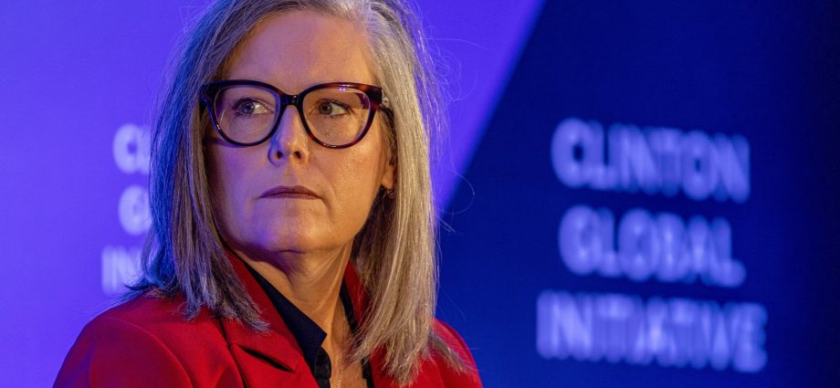 arizona-gop-hires-the-traitor-allied-lawyer-to-probe-gov.-hobbs-alleged-pay-to-play 