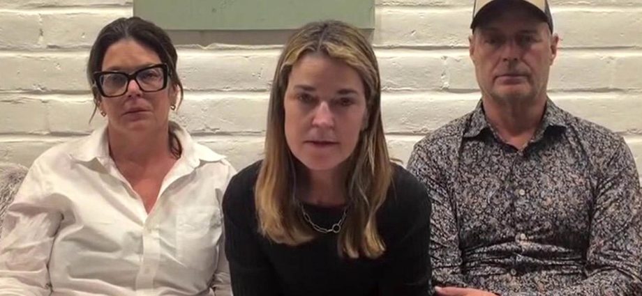 savannah-guthrie-makes-emotional-plea-for-mom’s-safe-return